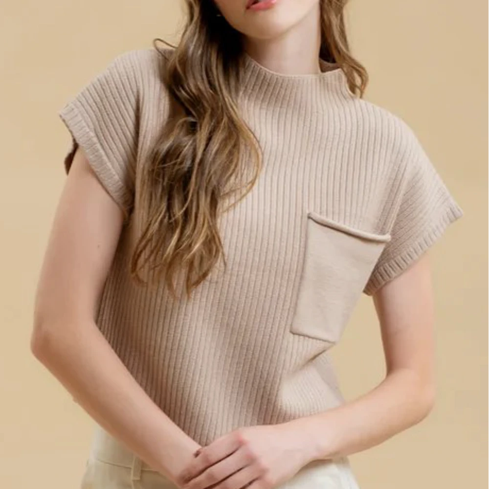 Robin Short Sleeve Sweater 4 Robin Short Sleeve Sweater - Image 4