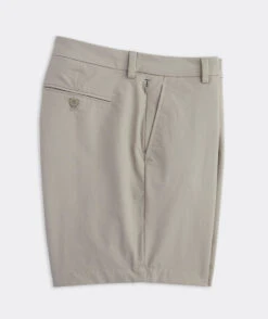 Vineyard Vines 7" On-The-Go Shorts -Occasionally Yours Gifts VV 7 On The Go Shorts Khaki