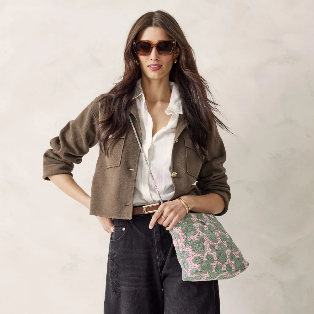 Vera Bradley Original Hipster : Mickey Mouse Kaleidoscope Lavender 3 Vera Bradley Original Hipster : Mickey Mouse Kaleidoscope Lavender - Image 3