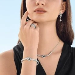 Interlok Single Knot Hinged Bangle - Silver -Occasionally Yours Gifts brighton interlok single knot hinged bangle silver 4