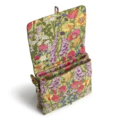 Vera Bradley Baird Hipster - Premium Cotton -Occasionally Yours Gifts vb baird hipster meadow bouquet 2
